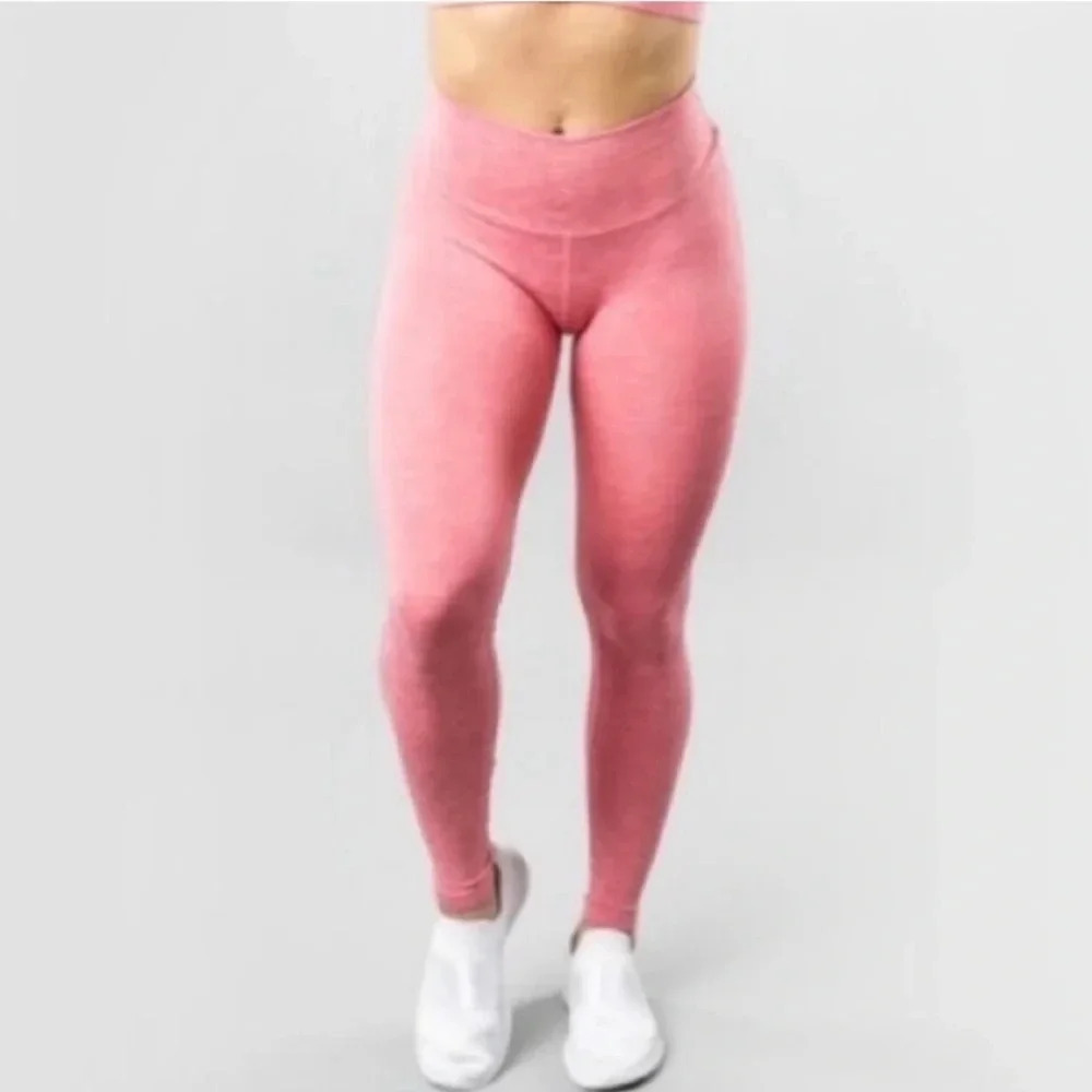 Alphalete Halo Leggings in Rose Pink Size Small